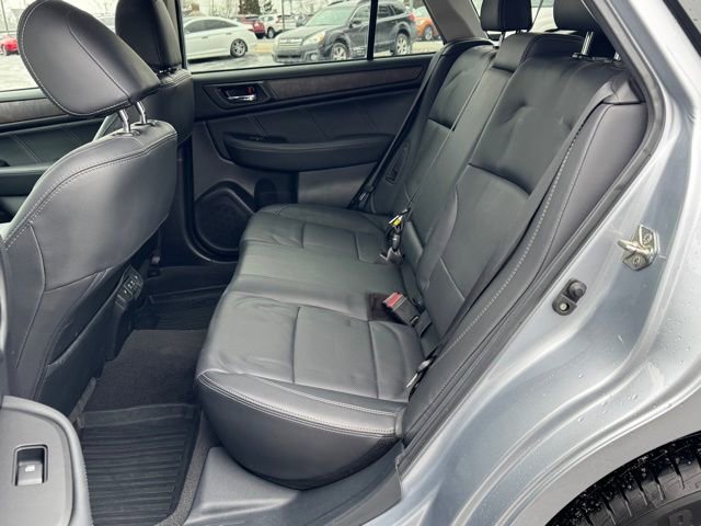Used 2019 Subaru Outback 2.5i Limited w/ Popular Package #2 image 17