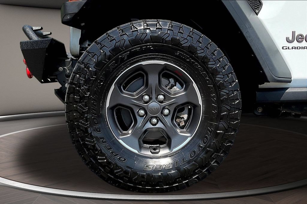 Used 2020 Jeep Gladiator Rubicon w/ Trailer Tow Package AWD/4WD image 38
