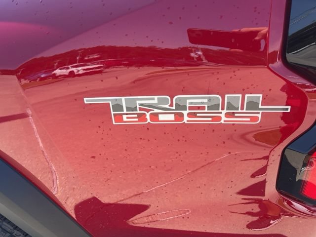 New 2026 Chevrolet Colorado Trail Boss AWD/4WD image 4