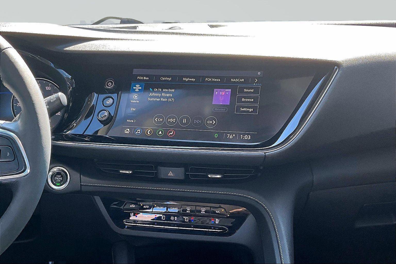 Used 2021 Buick Envision Avenir image 9