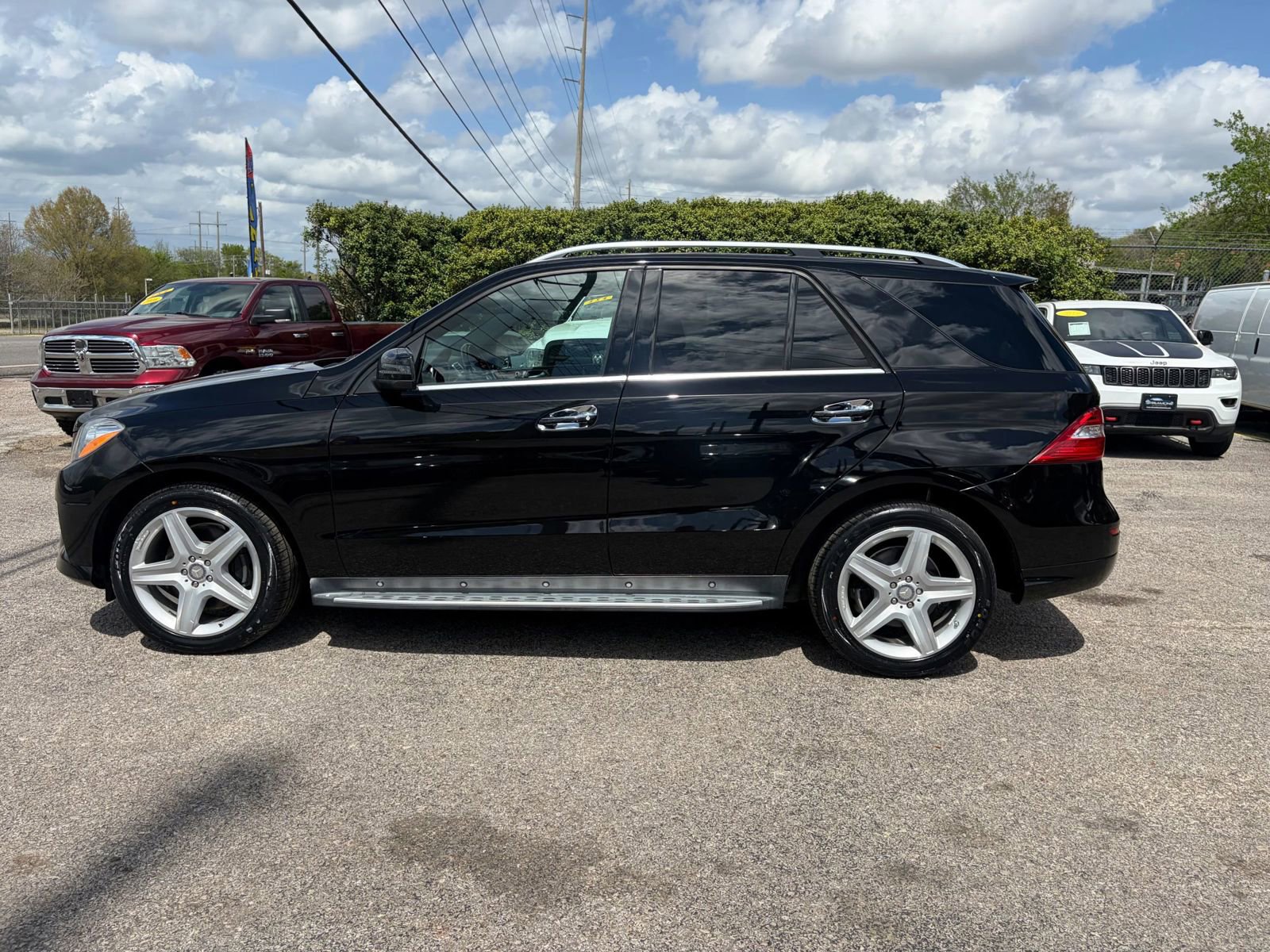 Used 2015 Mercedes-Benz ML 400 4MATIC image 9