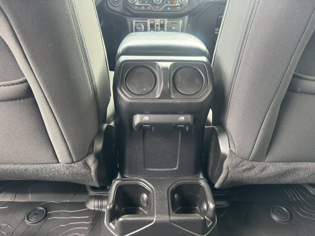 Used 2022 Jeep Wrangler Unlimited Sport AWD/4WD image 9