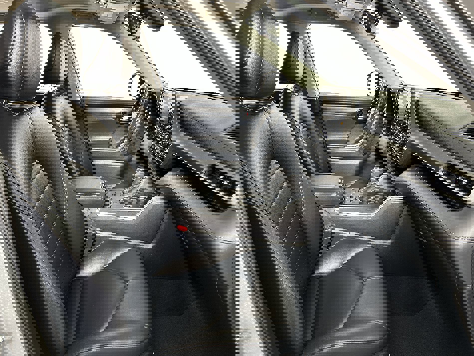 Used 2022 Toyota Highlander XLE image 65