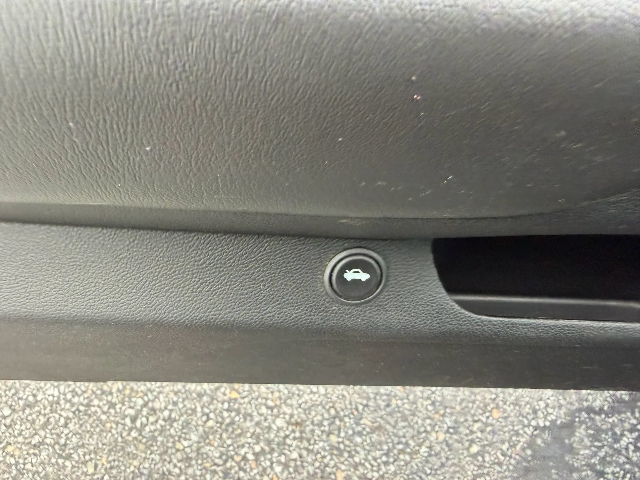 Used 2014 Chevrolet Camaro LT RWD image 13