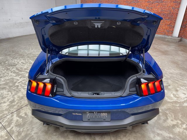 Used 2024 Ford Mustang Coupe image 24
