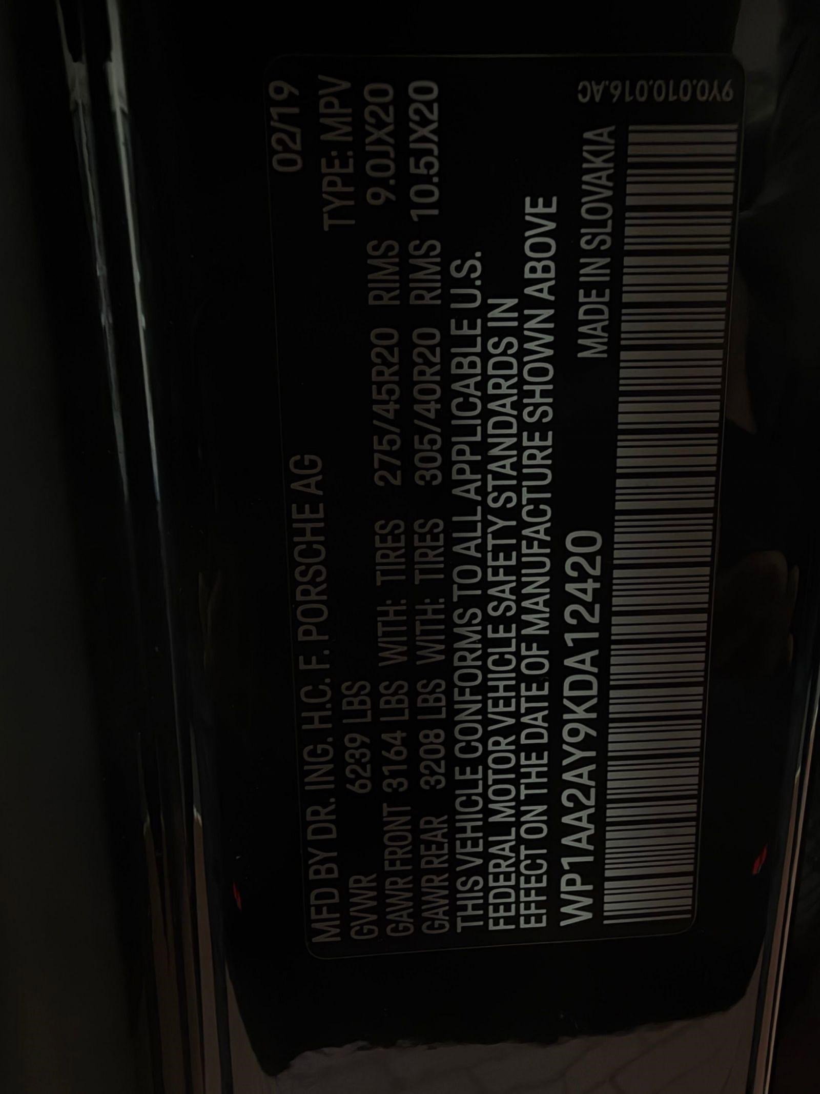 Used 2019 Porsche Cayenne AWD image 11