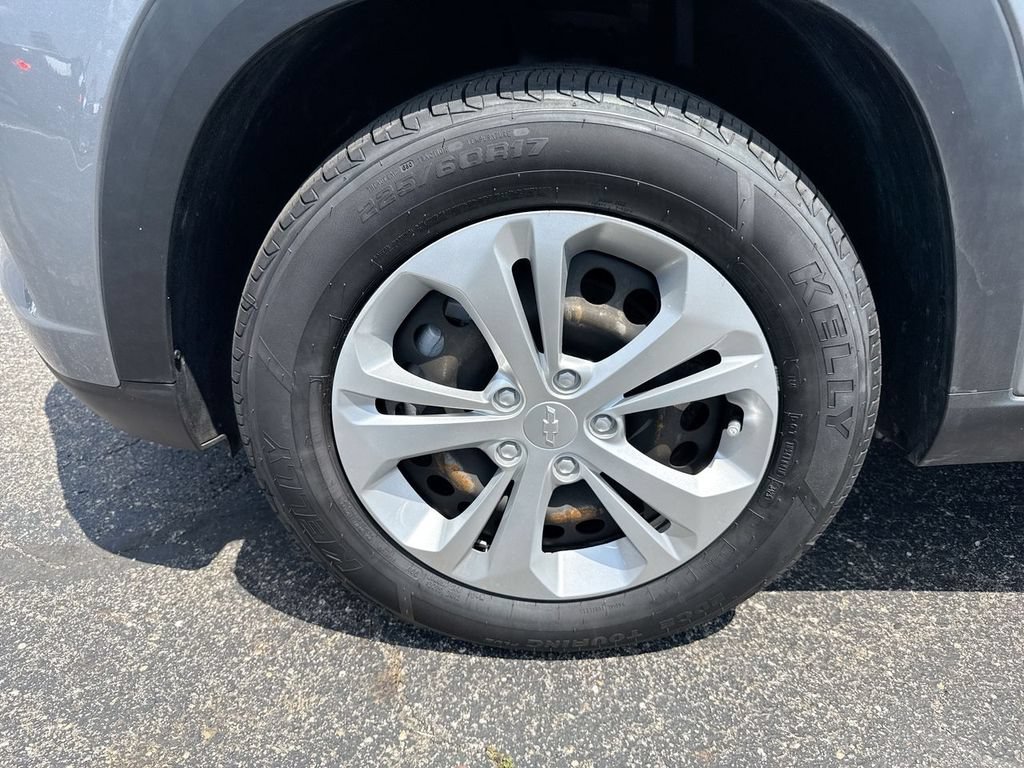 Used 2024 Chevrolet Trax LS w/ Driver Confidence Package FWD image 10