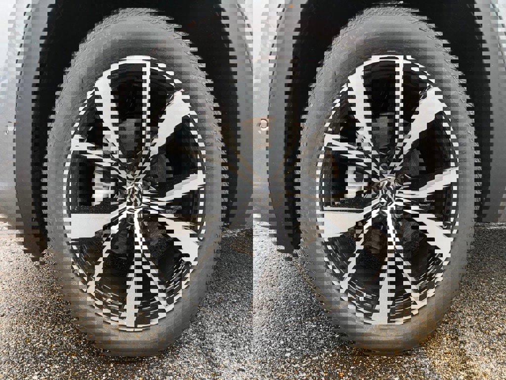 New 2025 Volkswagen Atlas SEL Premium R-Line image 9