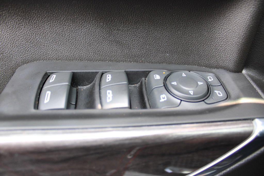 Used 2022 Chevrolet Silverado 1500 LTZ AWD/4WD image 23