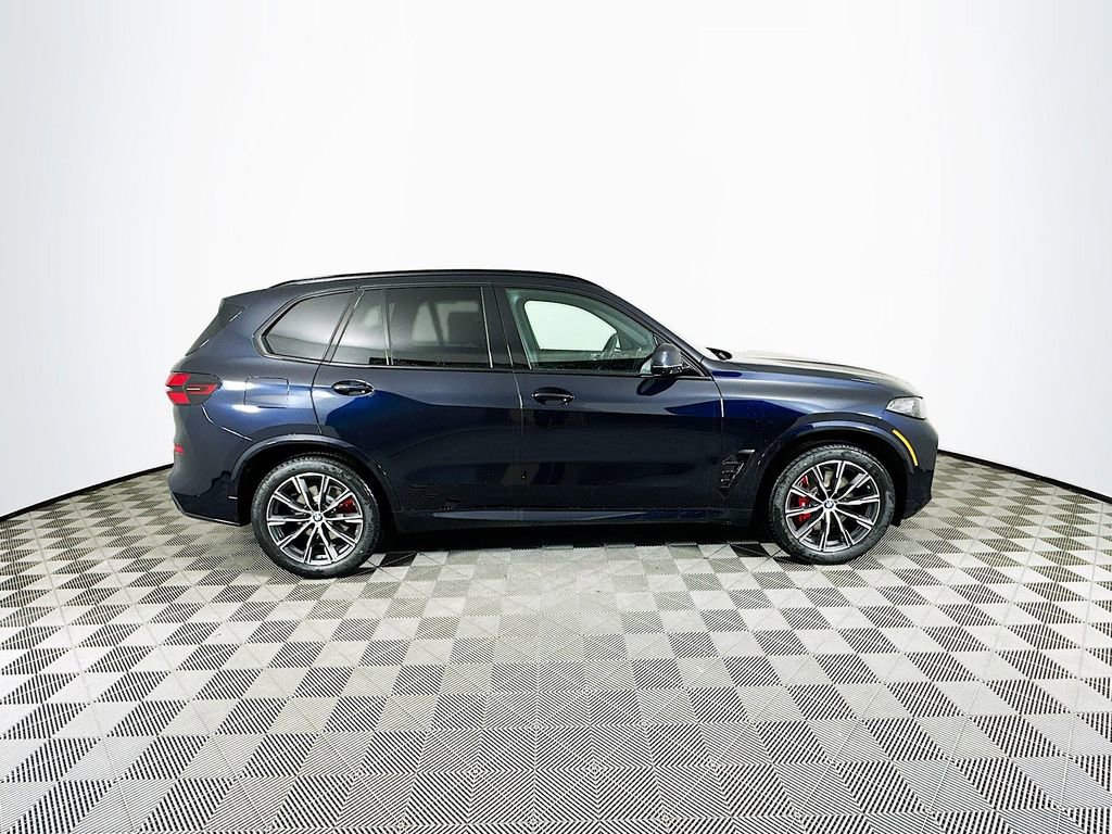 New 2026 BMW X5 xDrive40i w/ M Sport Package image 10