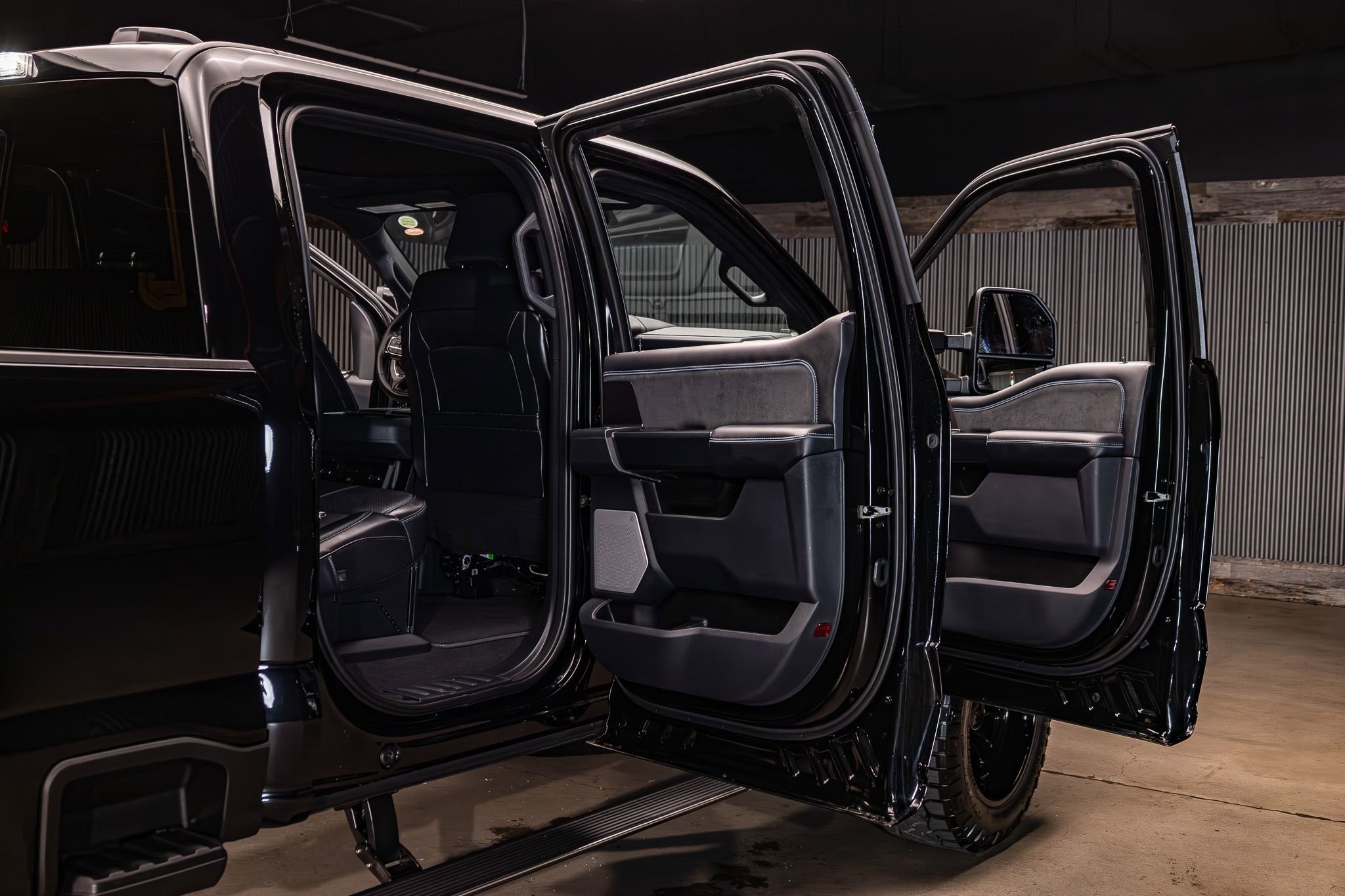 Used 2026 Ford F250 Platinum image 30