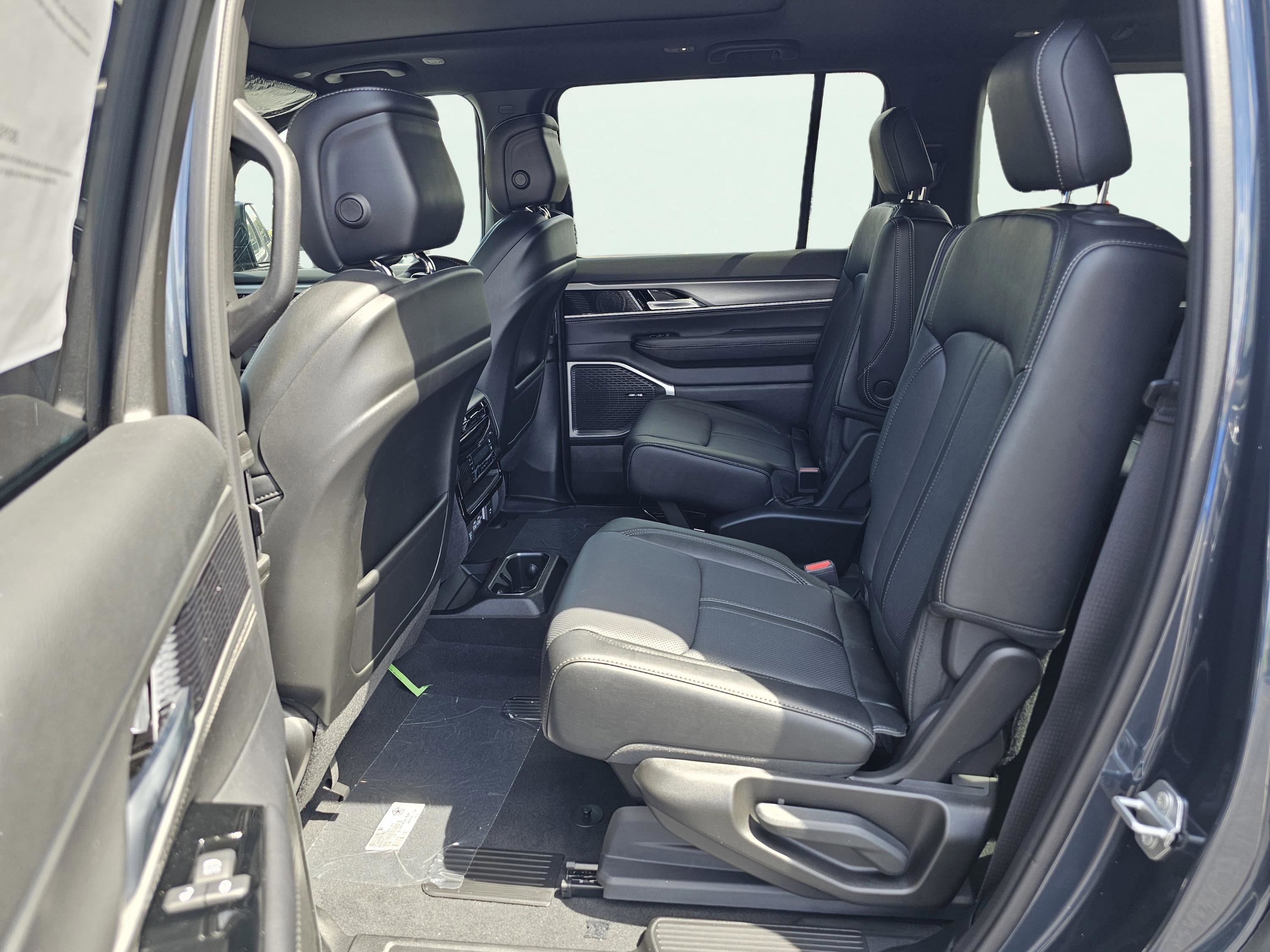 New 2025 Jeep Wagoneer Series II image 33