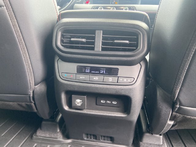 Certified 2024 Honda Pilot TrailSport image 25
