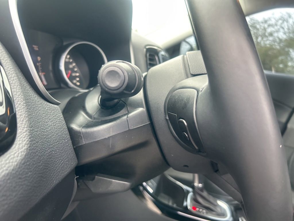 Certified 2019 Jeep Compass Altitude image 36