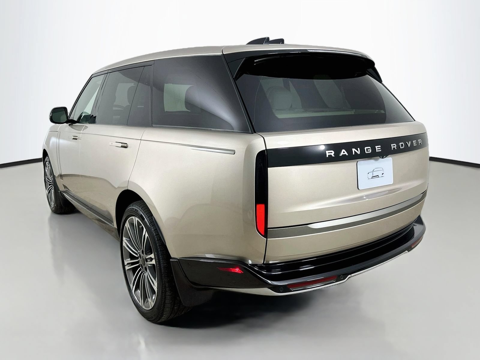 New 2026 Land Rover Range Rover Long Wheelbase SE AWD/4WD image 7