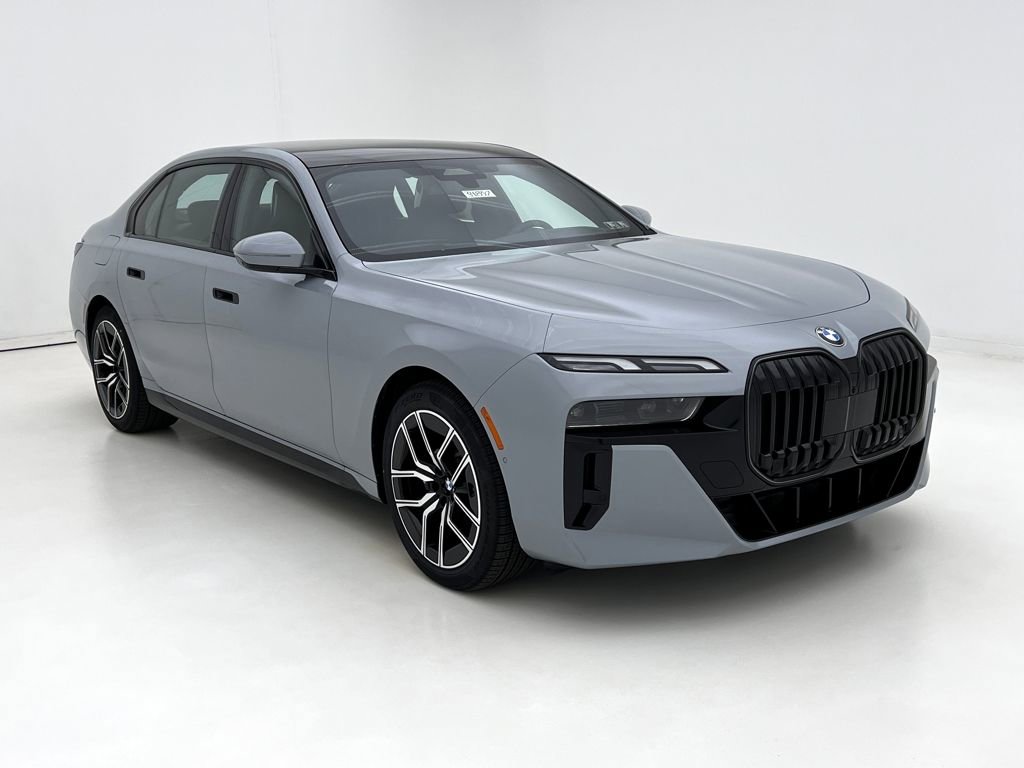 New 2026 BMW 740i xDrive w/ Premium Package image 4