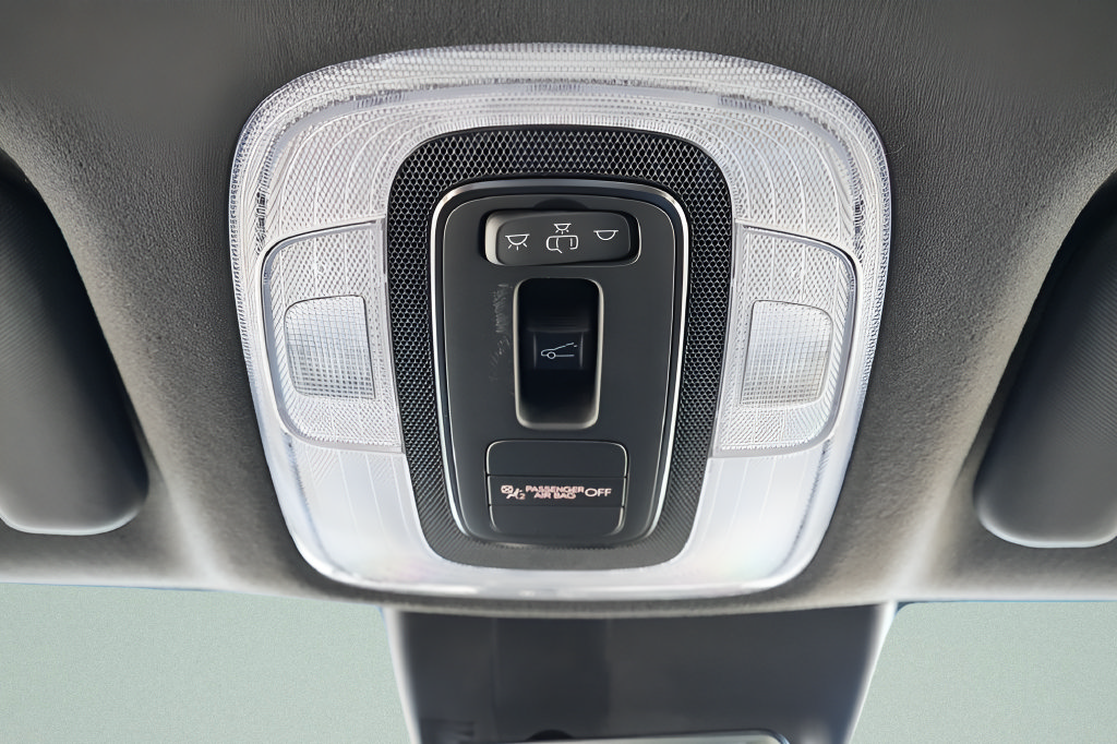 New 2026 Hyundai Elantra SEL Sport FWD image 17