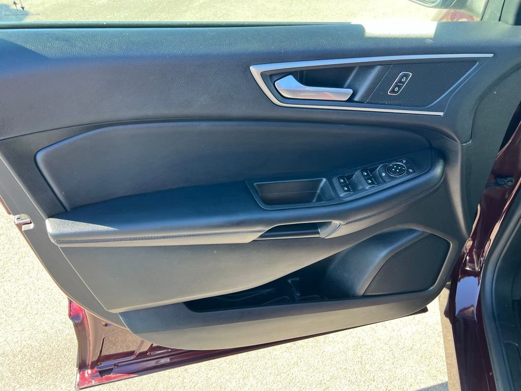 Used 2022 Ford Edge SEL w/ Convenience Package image 15