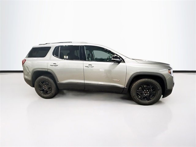 Used 2023 GMC Acadia AT4 w/ Technology Package image 8