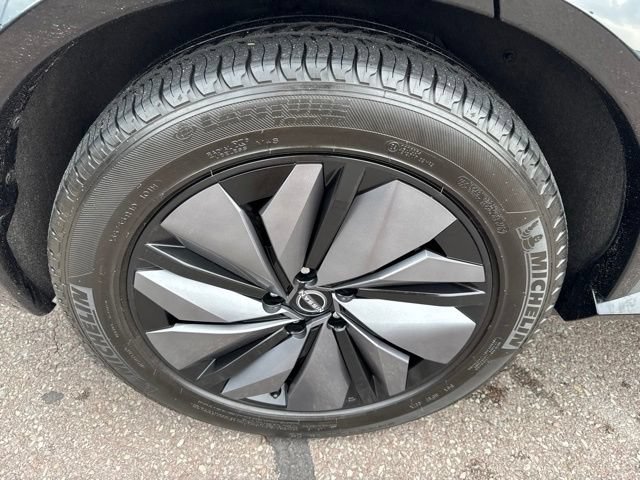 Certified 2023 Nissan Ariya FWD image 42