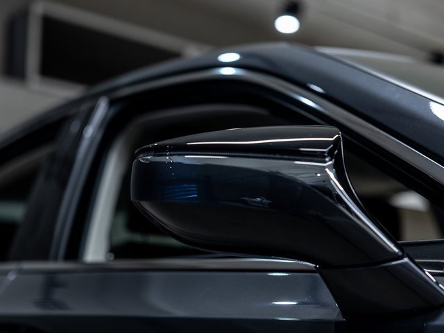 Used 2025 Lexus ES 300h w/ Premium Package image 11