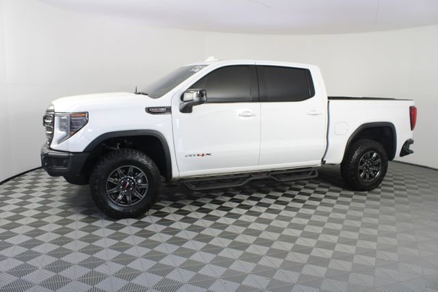 Used 2025 GMC Sierra 1500 AT4X image 2