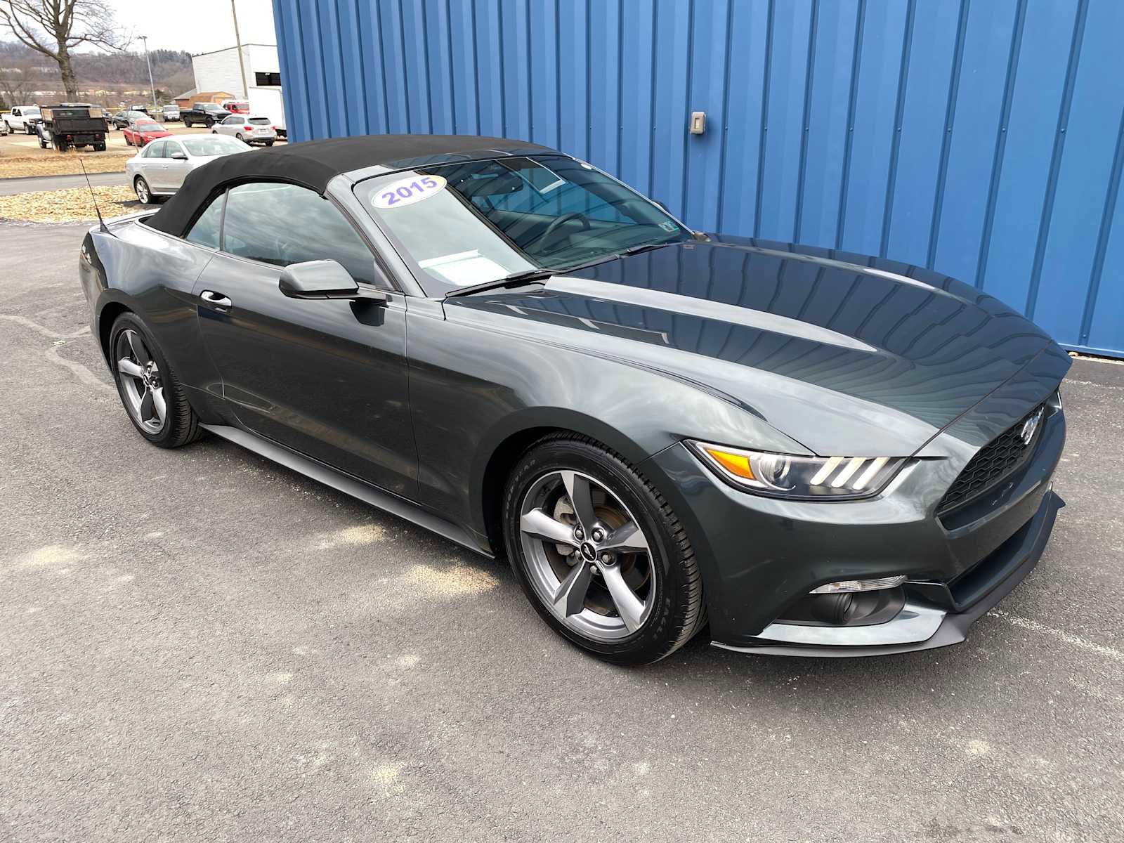 Used 2015 Ford Mustang Convertible image 33