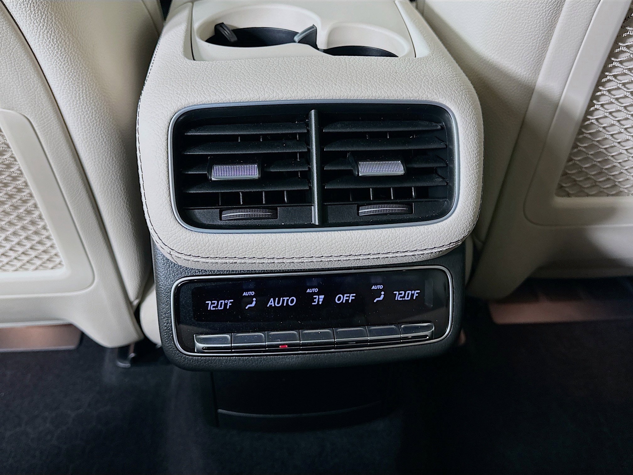 Certified 2025 Mercedes-Benz GLS 450 4MATIC image 33