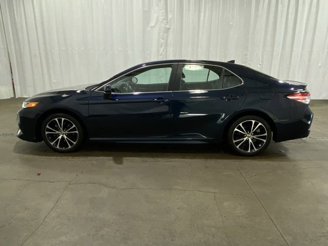 Used 2020 Toyota Camry SE image 7