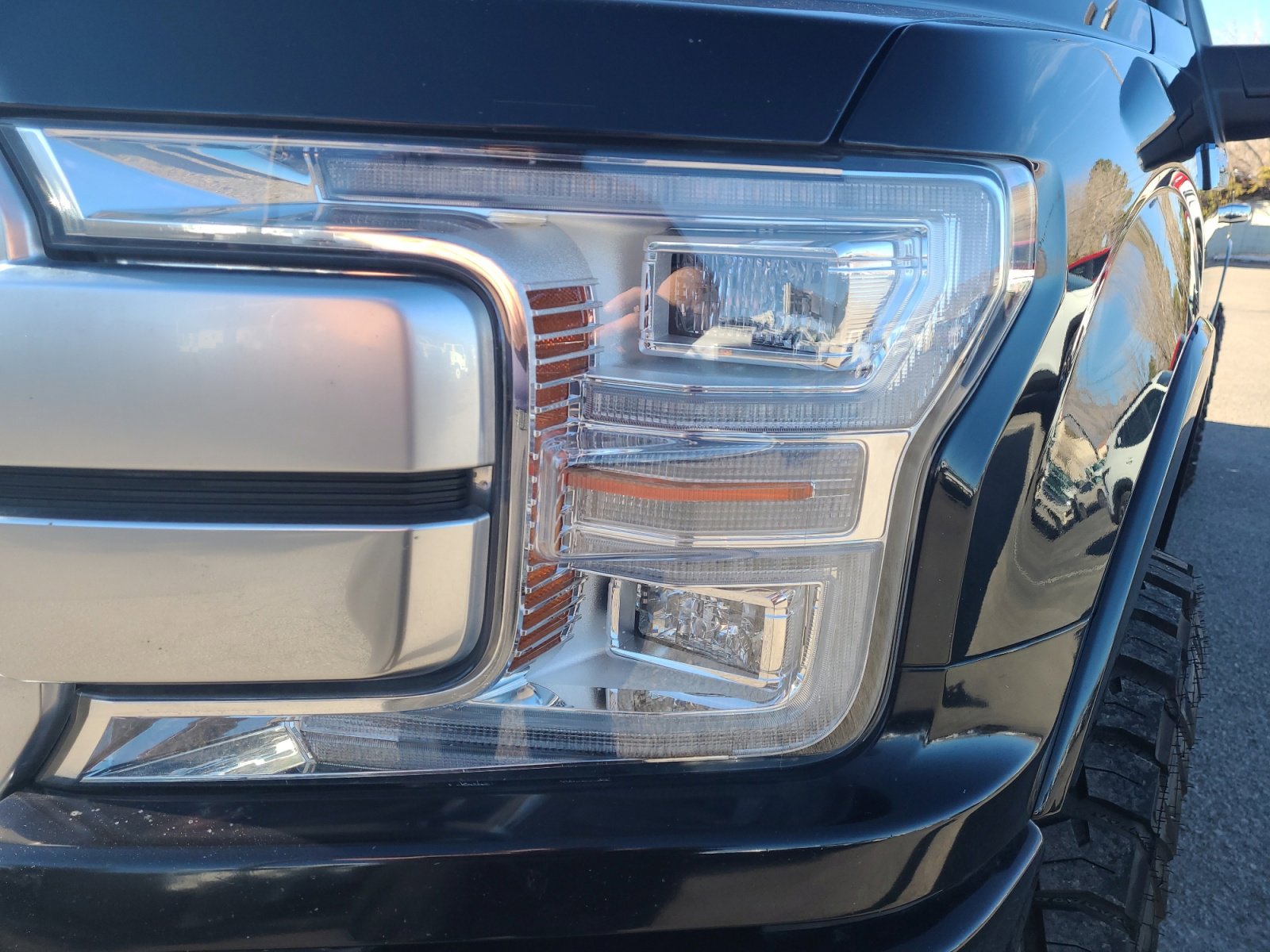 Used 2020 Ford F150 Platinum image 9