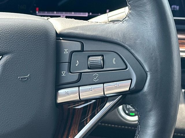 Used 2024 Cadillac Escalade Premium Luxury w/ Performance Package image 7