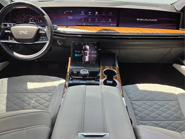 Certified 2025 Cadillac Escalade Sport Platinum w/ LPO, ONYX Package AWD/4WD image 19