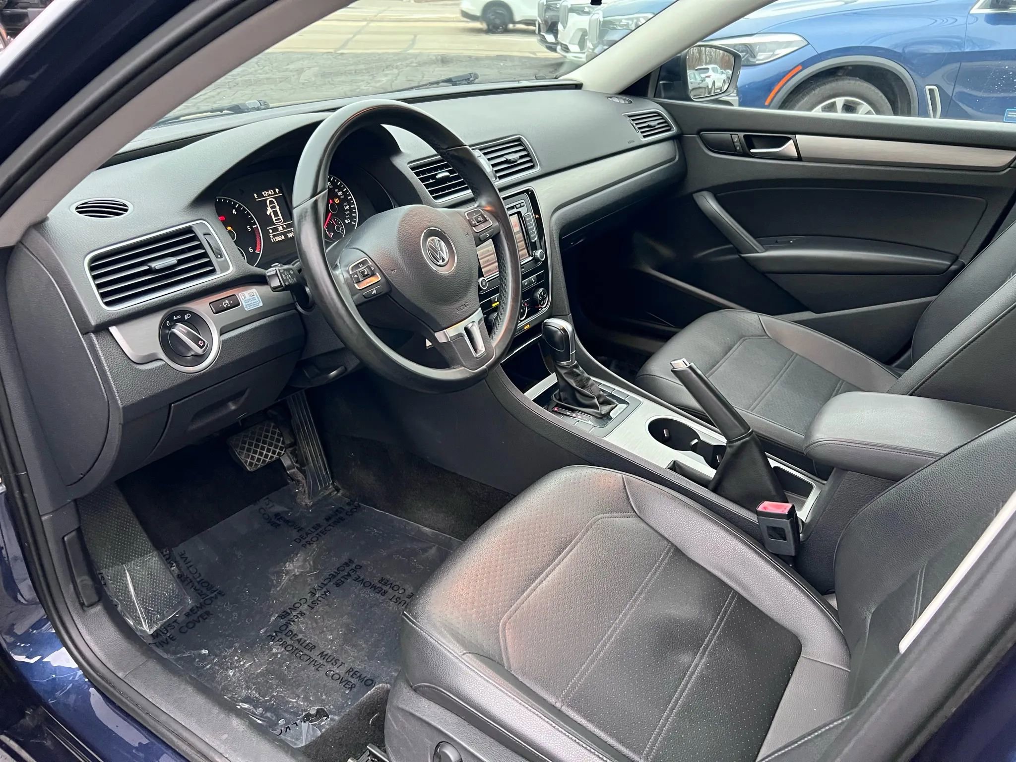 Used 2015 Volkswagen Passat TDI SE FWD image 23