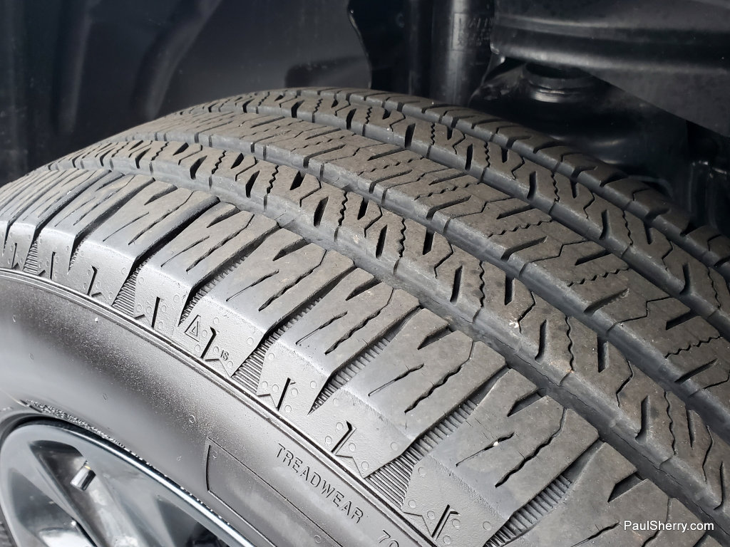 Used 2025 Jeep Wrangler Sahara image 9