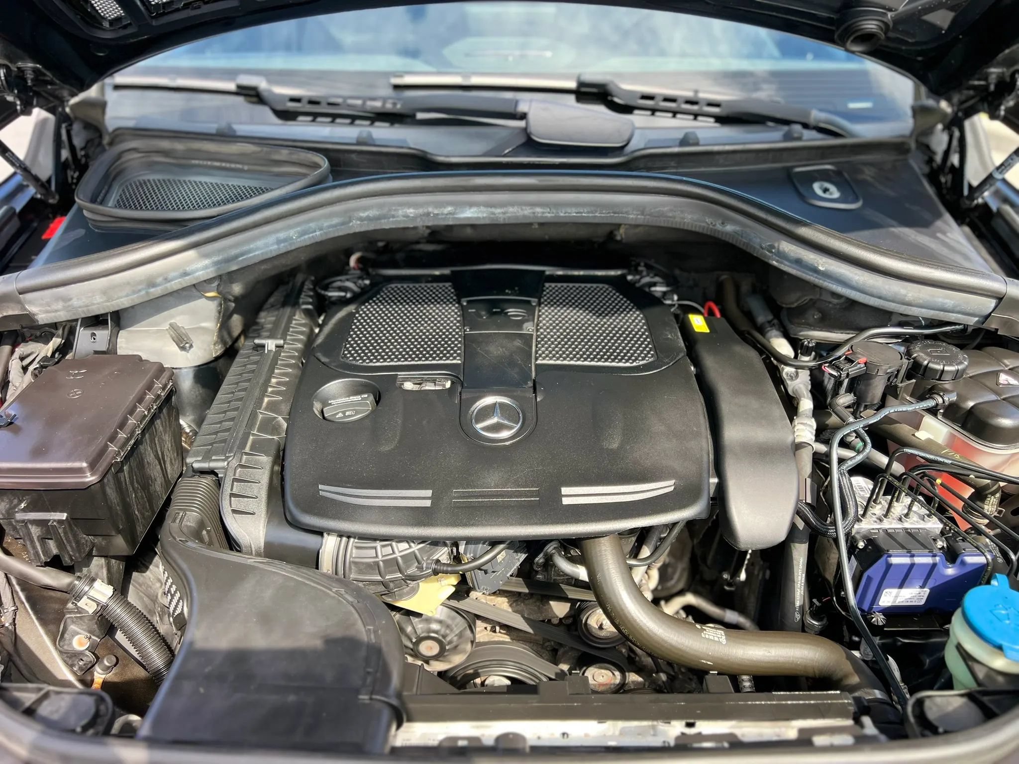 Used 2017 Mercedes-Benz GLE 350 4MATIC w/ Premium 2 Package image 45