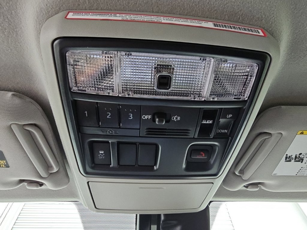 Used 2023 Toyota 4Runner Limited RWD image 21