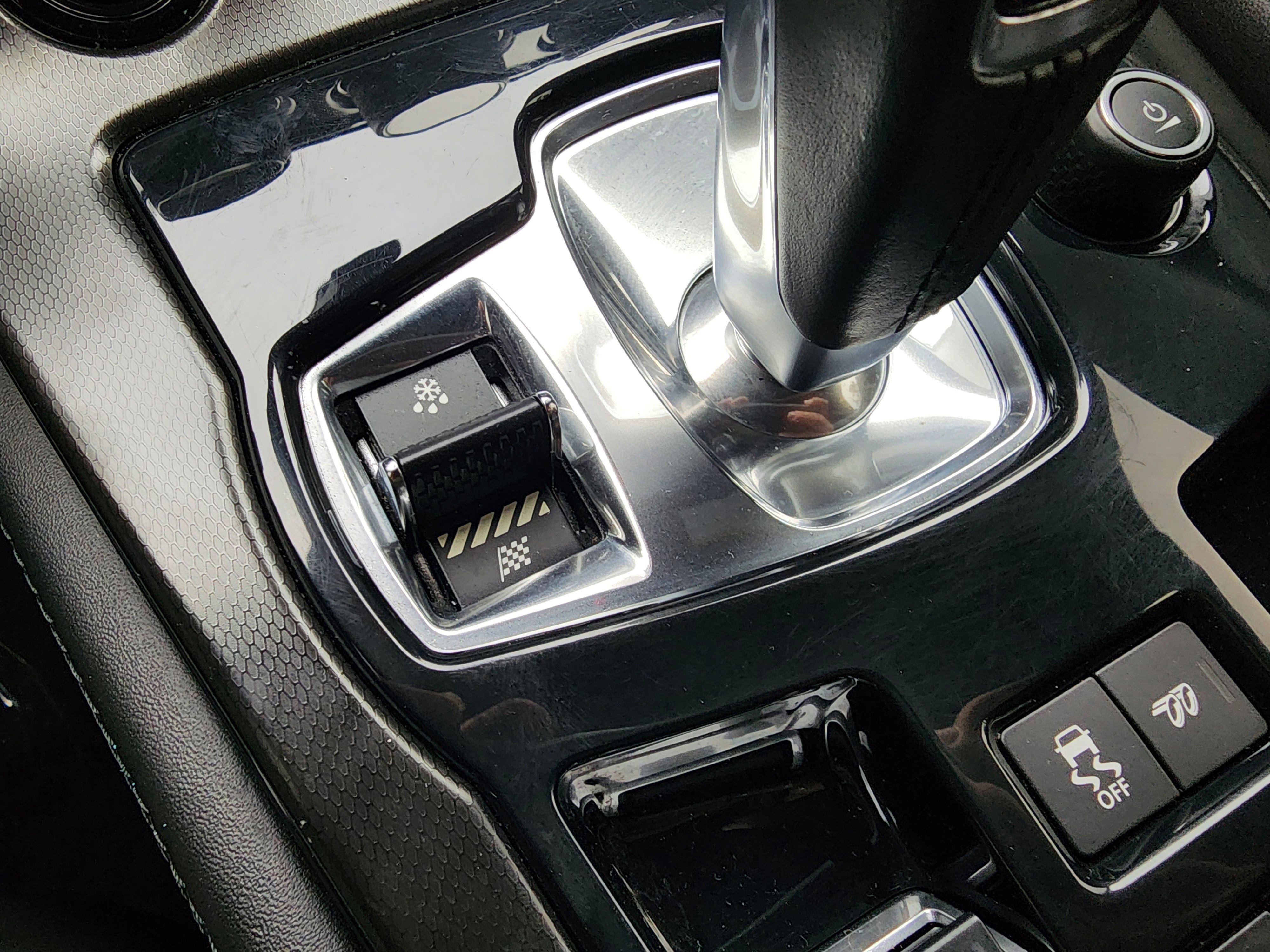 Used 2016 Jaguar F-TYPE Convertible image 27