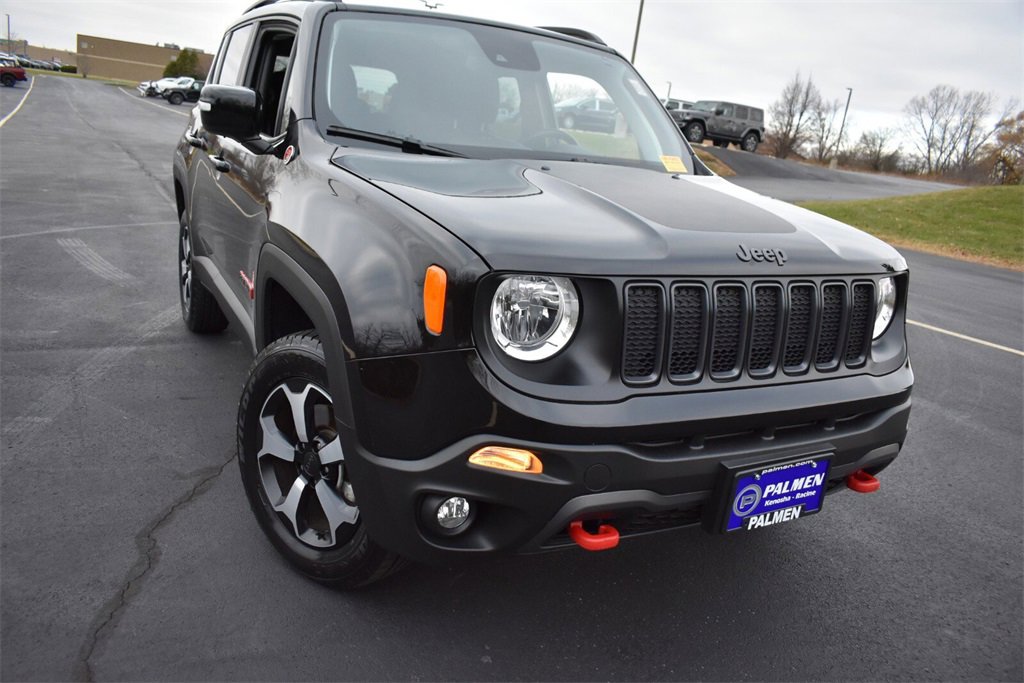 Used 2022 Jeep Renegade Trailhawk w/ Trailer Tow Group image 2