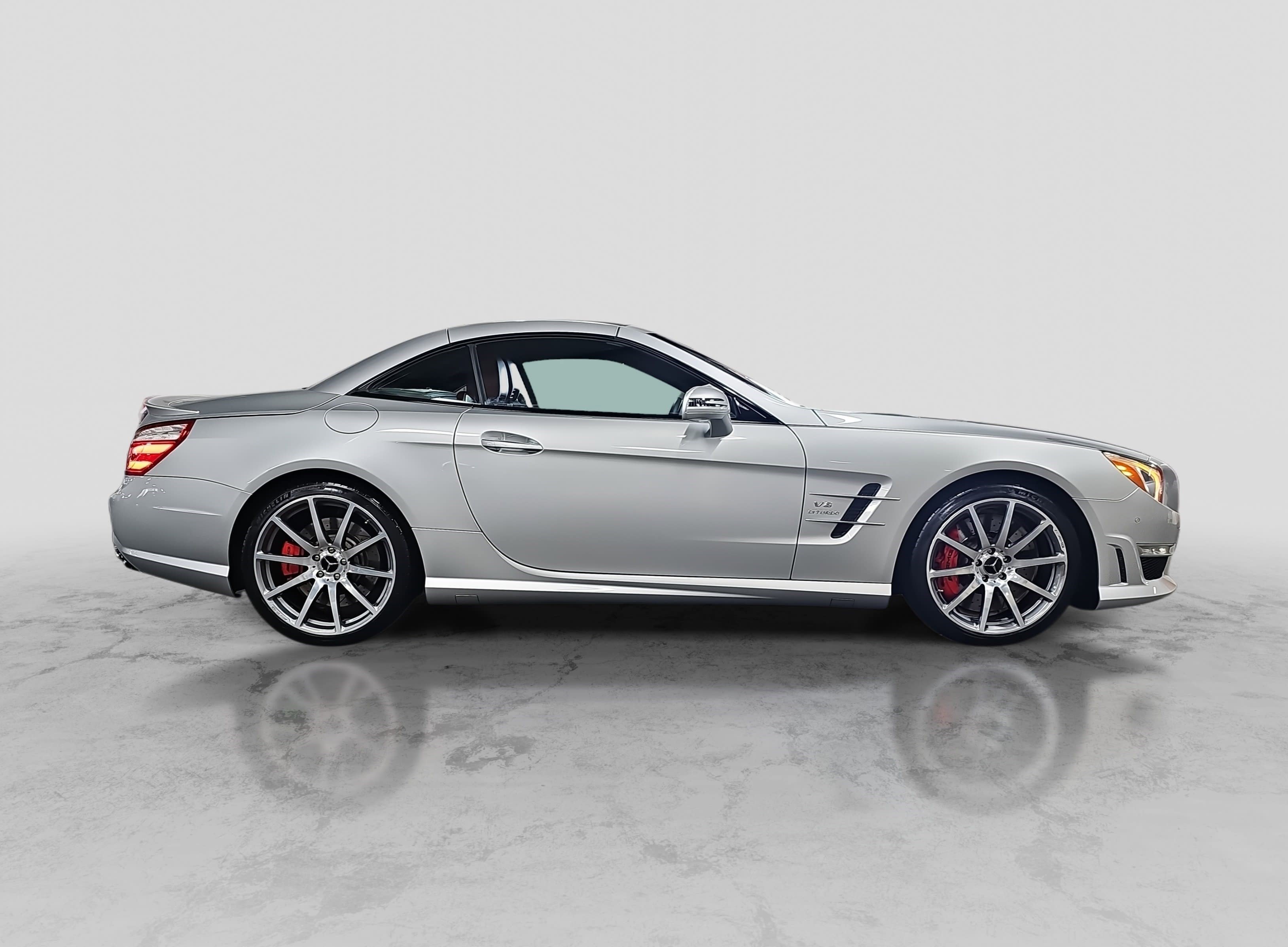 Used 2016 Mercedes-Benz SL 63 AMG image 4