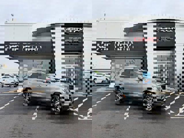 Used 2023 Cadillac XT5 Premium Luxury image 1