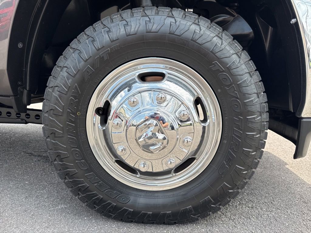 Used 2024 RAM 3500 SLT w/ Quick Order Package 2YG SLT image 13