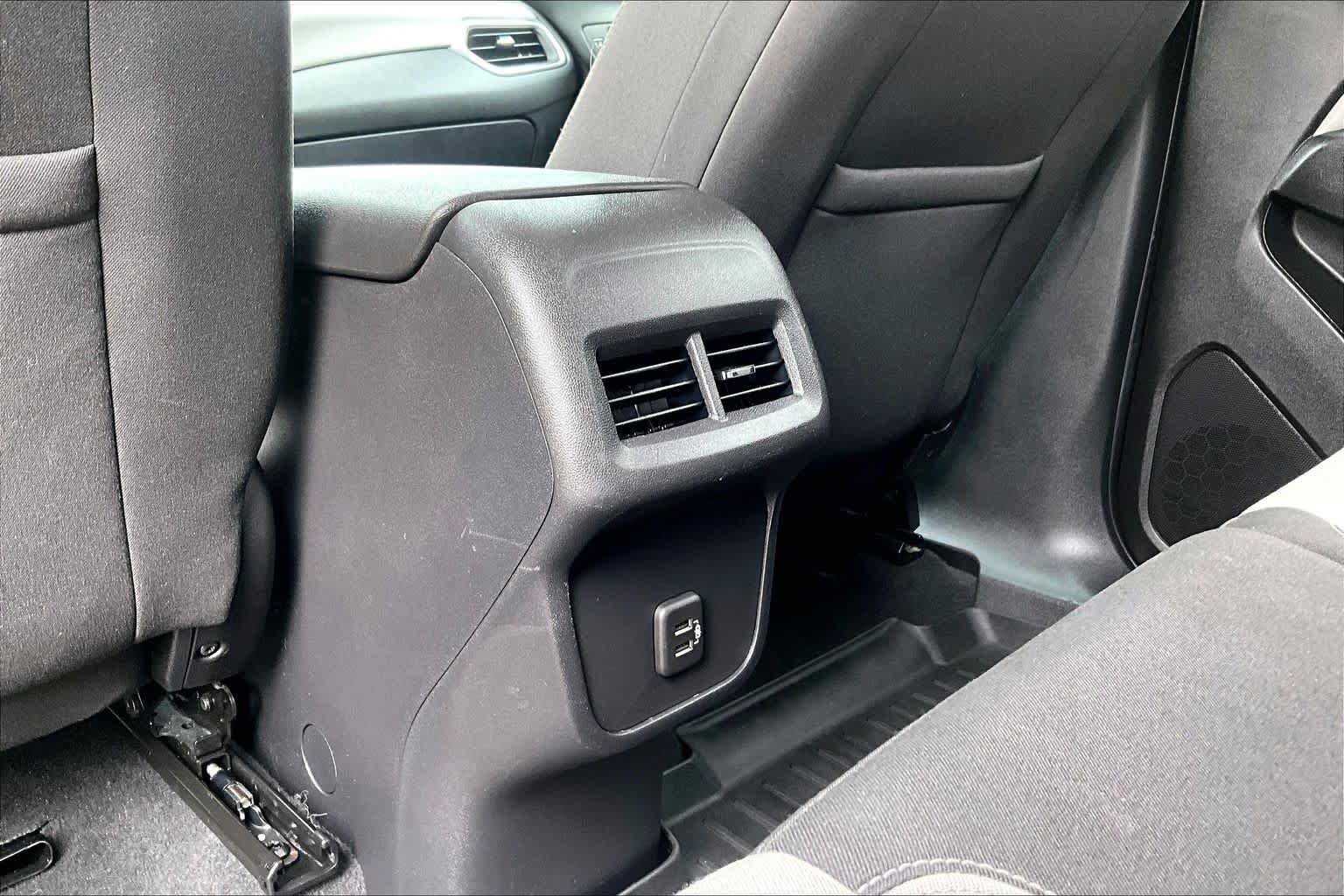 Used 2019 Chevrolet Equinox LT AWD/4WD image 36