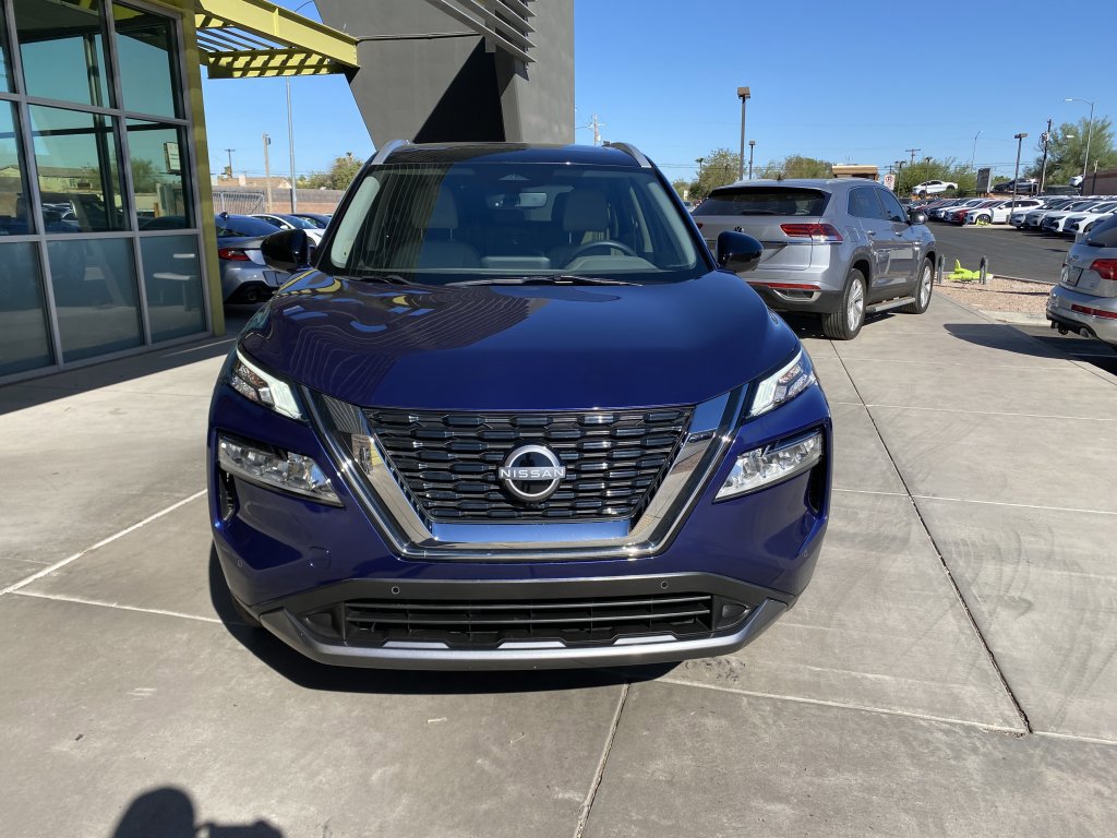 Used 2023 Nissan Rogue SL w/ SL Premium Package image 7