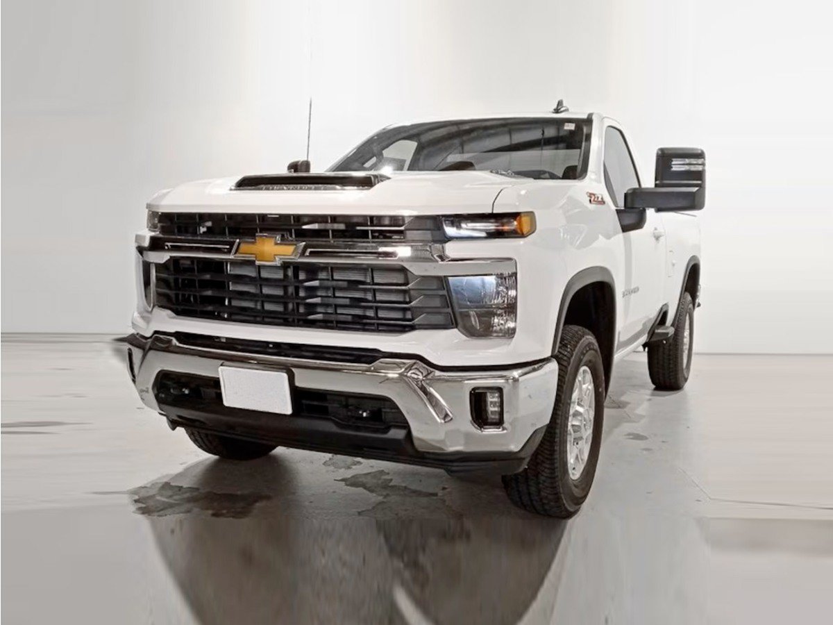 New 2026 Chevrolet Silverado 3500 LT w/ Safety Package AWD/4WD image 1