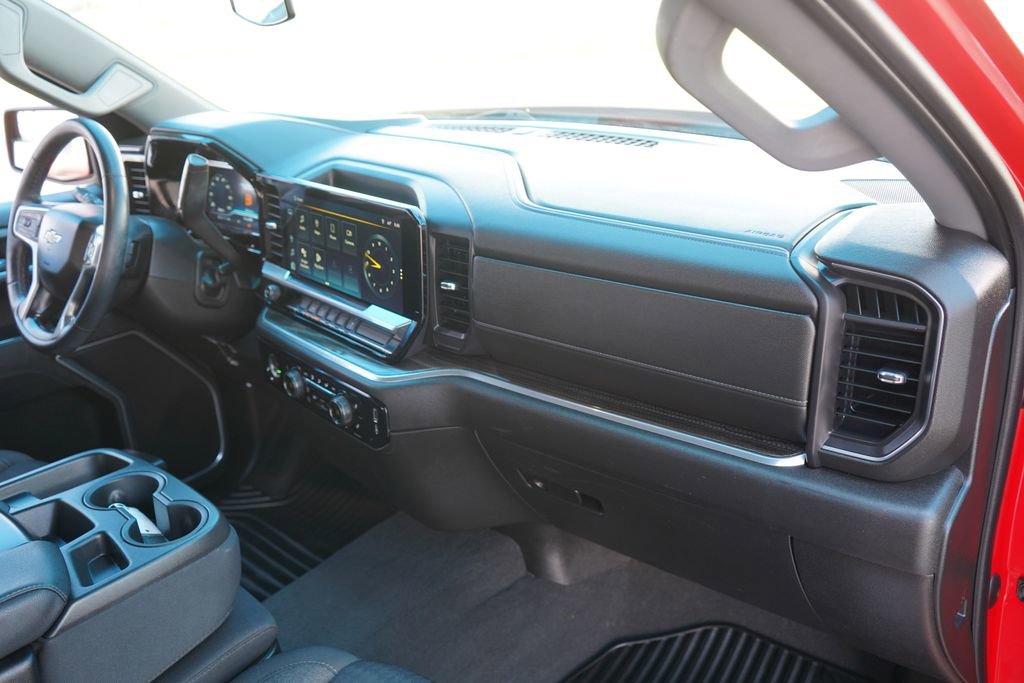 Used 2023 Chevrolet Silverado 1500 LT AWD/4WD image 22