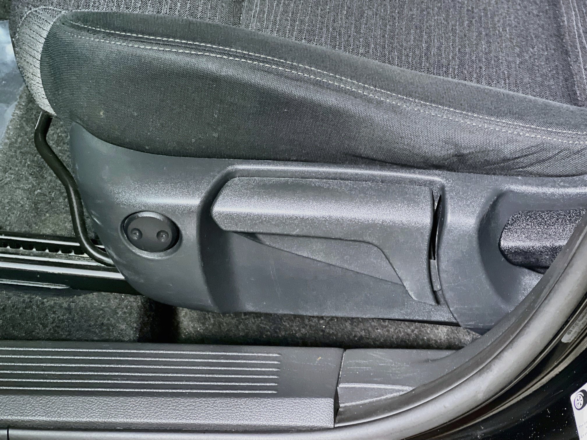 Used 2021 Nissan Rogue S AWD/4WD image 16