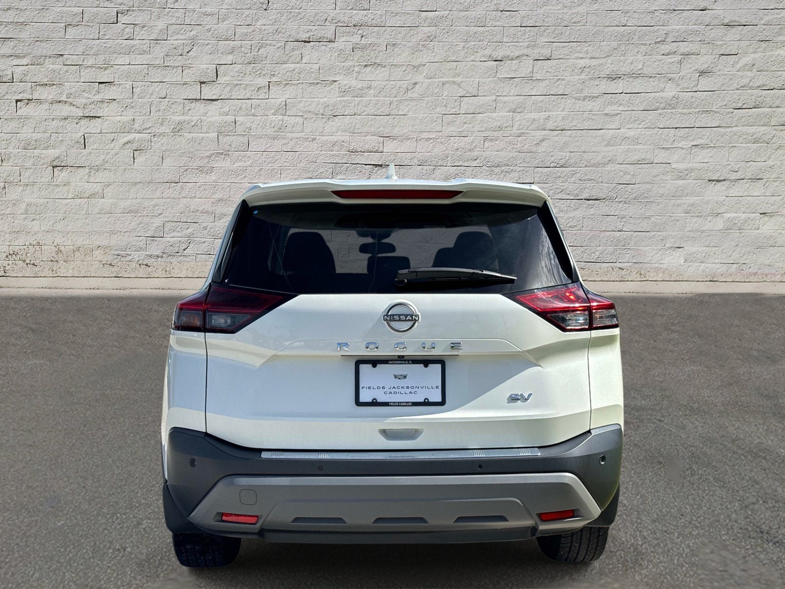 Used 2023 Nissan Rogue SV FWD image 4