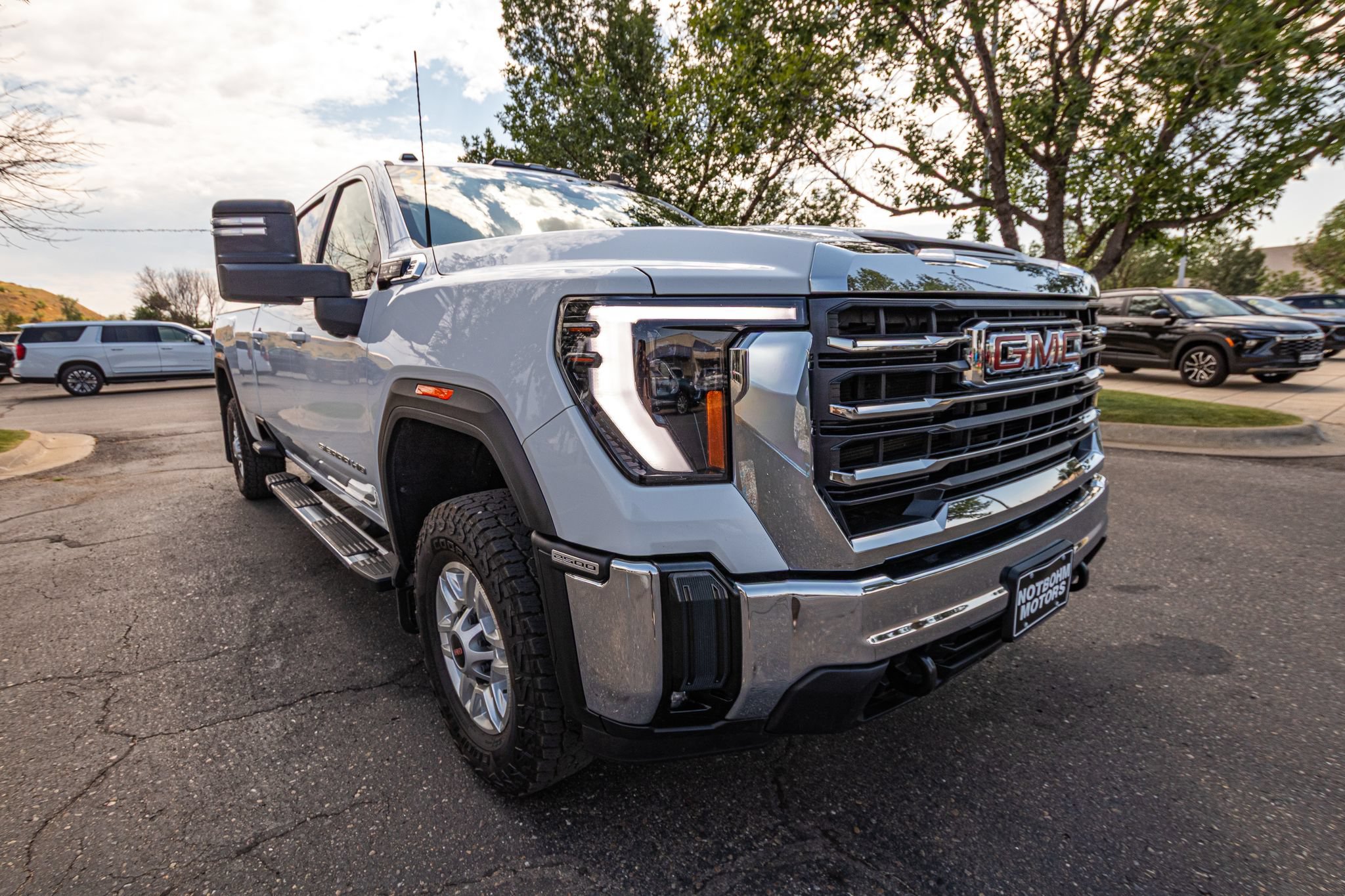 Used 2024 GMC Sierra 2500 SLE w/ SLE Convenience Package AWD/4WD image 6