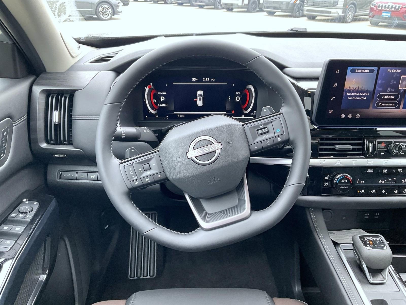 New 2026 Nissan Pathfinder Platinum AWD/4WD image 13