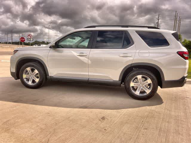 Certified 2026 Honda Pilot EX-L image 4